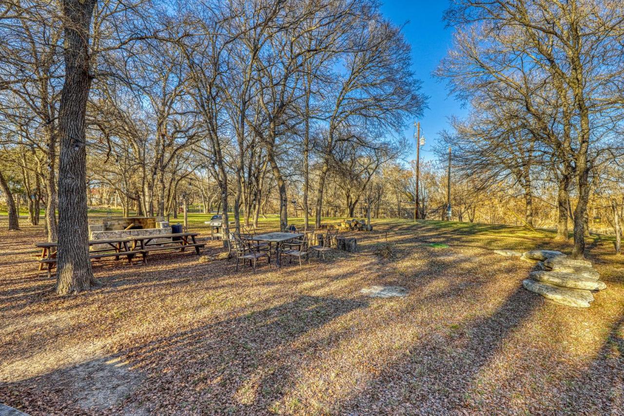 Vila The Pecan @ Mendelbaum Winery Guest Cabins Fredericksburg Exteriér fotografie