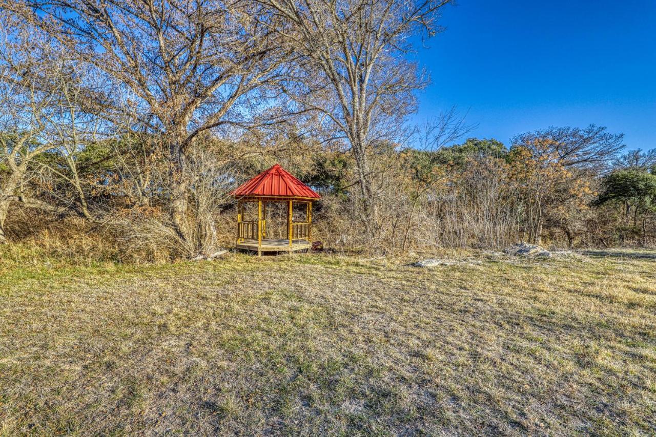 Vila The Pecan @ Mendelbaum Winery Guest Cabins Fredericksburg Exteriér fotografie