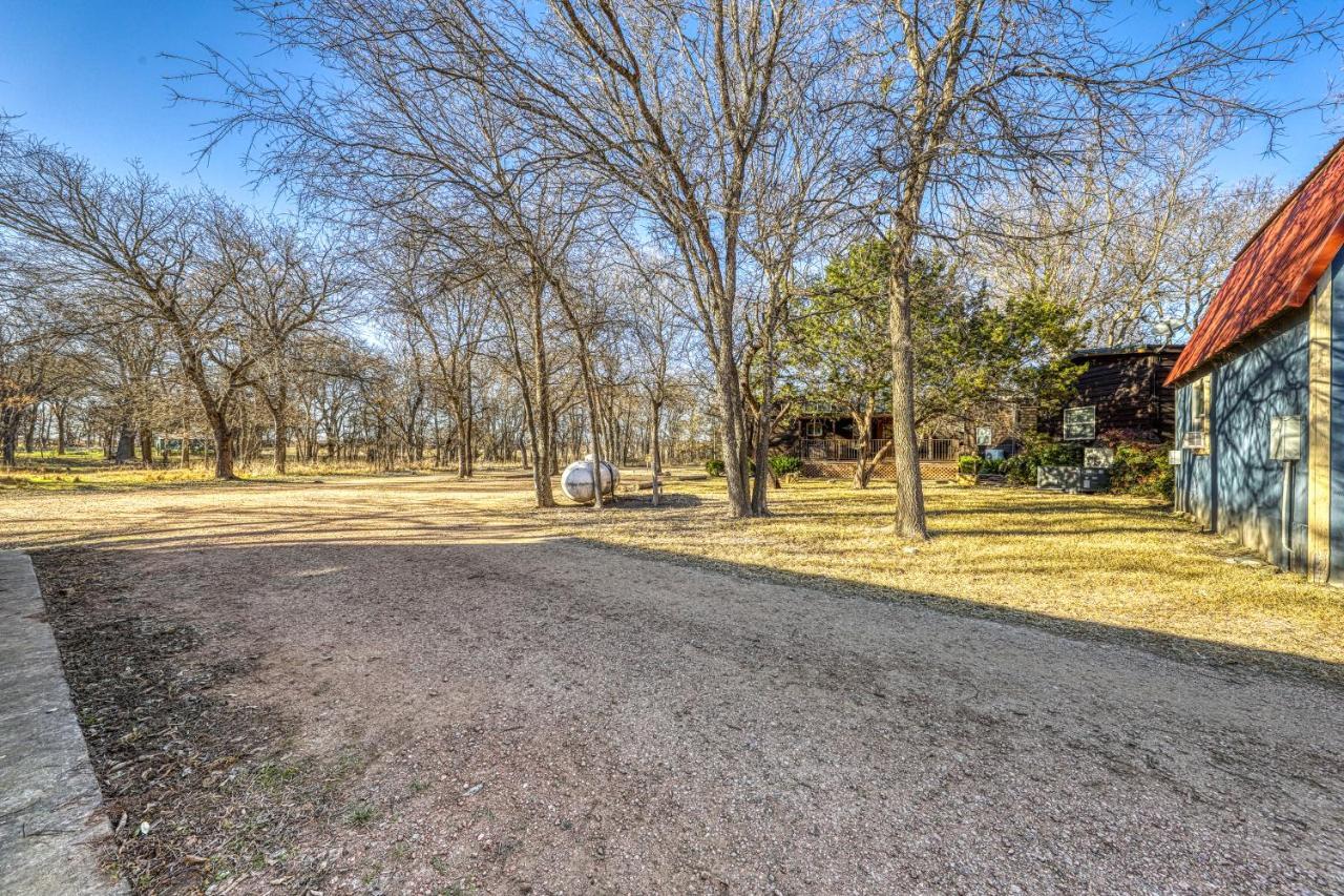 Vila The Pecan @ Mendelbaum Winery Guest Cabins Fredericksburg Exteriér fotografie